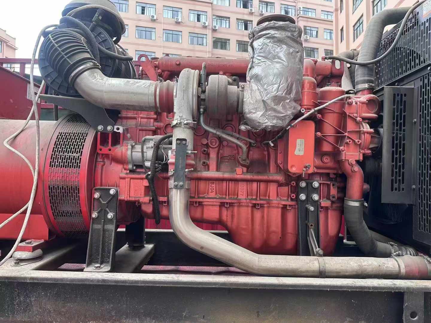 婺城如何选择适合 600kW 柴油发电机组的过载保护器？